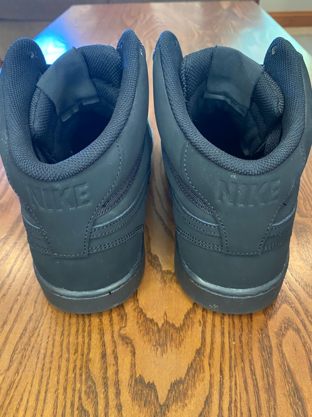 Nike Black High-Top Sneakers with Subtle Swoosh - Men’s Size 12 - Picture 5 of 9